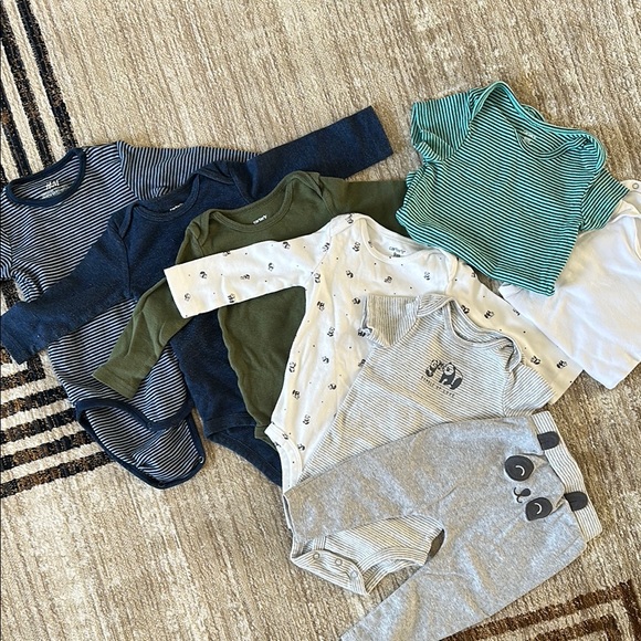 Eight Pieces - 9 month - Picture 1 of 6